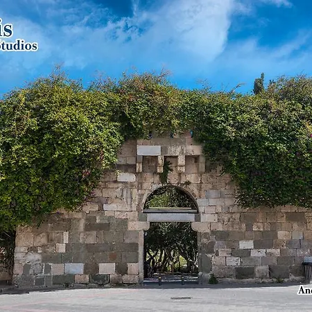 Yiannis & Kos Town