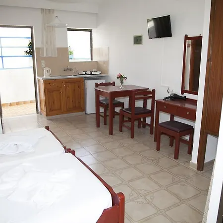 Yiannis & Aparthotel