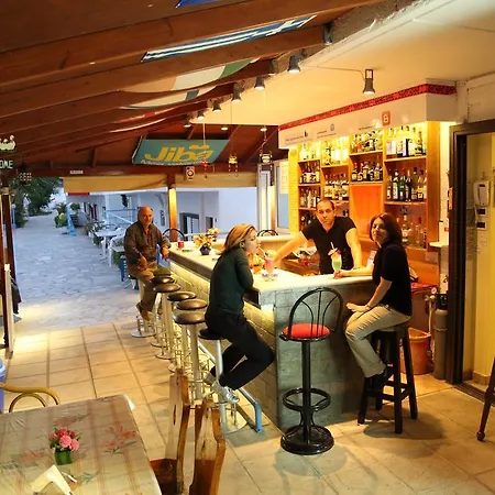 Yiannis & Kos-stad