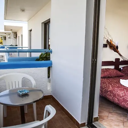 Yiannis & 3* Kos-stad